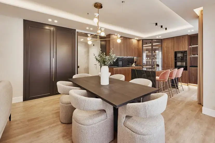 modern-dining-kitchen-interior