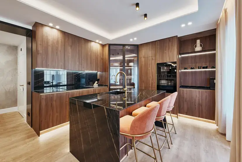 modern-luxury-kitchen-interior